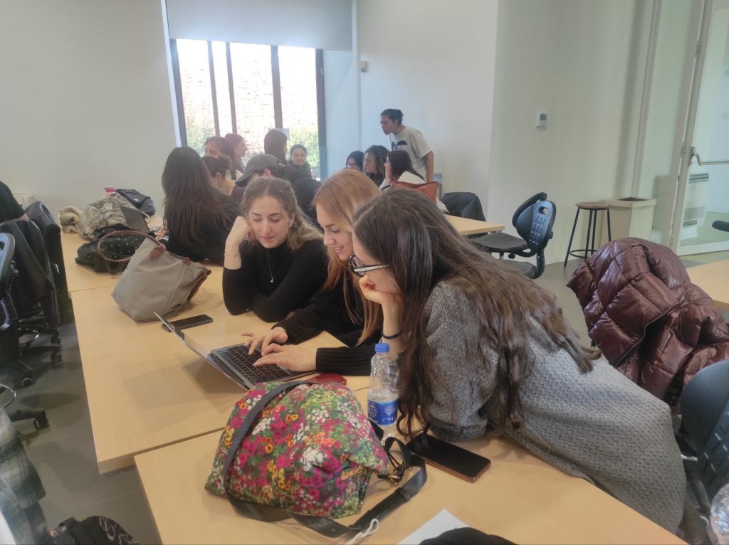 impegnate ma anche serene e creative